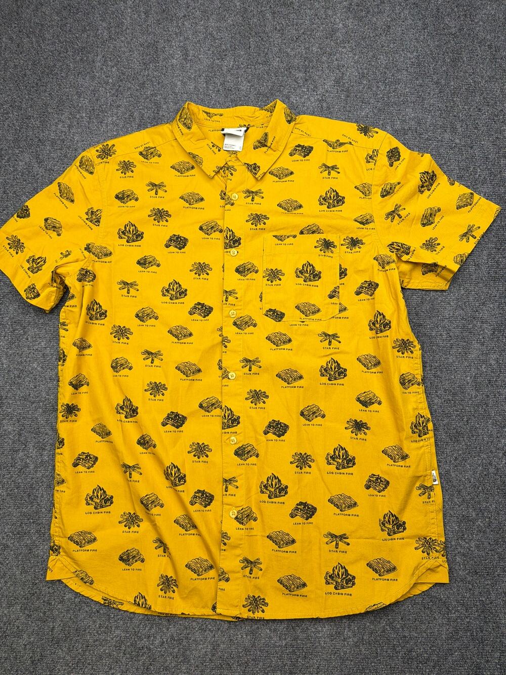 The North Face Camp Fire Builds Button Down Shirt Size XL